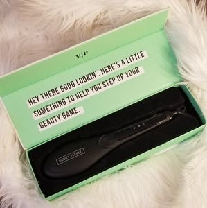Vanity Planet Ceramic Straightening brush